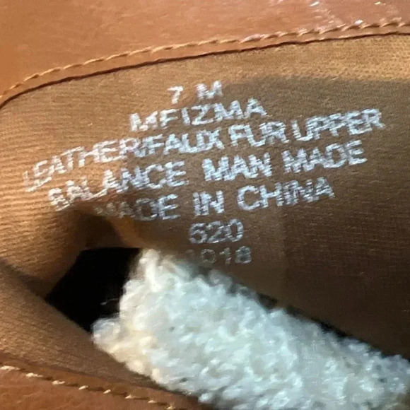 Marc Fisher Izzie Lugsole Ankle Boots Black Suede Shearling Leather Size 7 - Picture 8 of 10